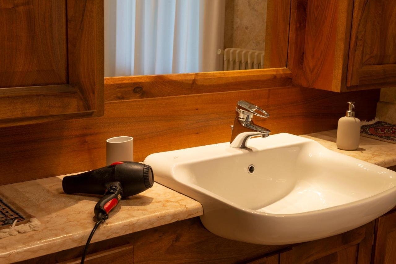 Villa Mara - Aosta - 200 Mq - Wifi - Jacuzzi - Parcheggio - Giardino 외부 사진