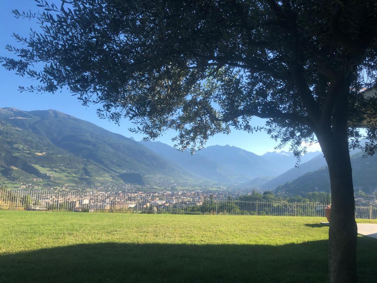 Villa Mara - Aosta - 200 Mq - Wifi - Jacuzzi - Parcheggio - Giardino 외부 사진